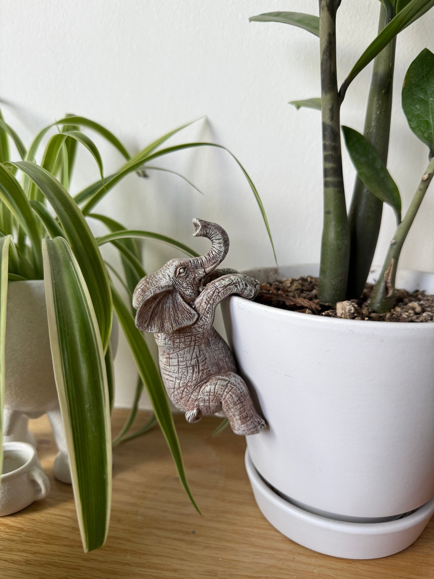 Planter Deco Animal Hangers