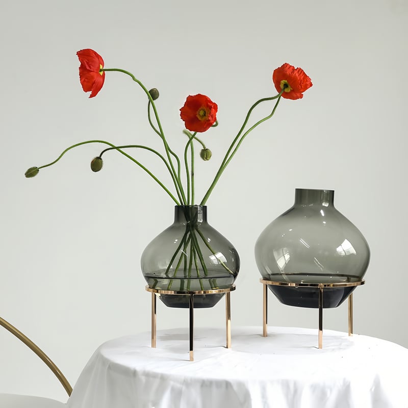 Propagation / Flower Vase with a metal stand