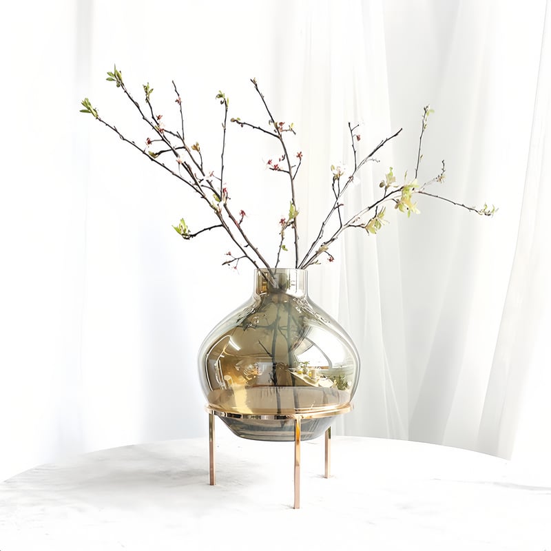 Propagation / Flower Vase with a metal stand