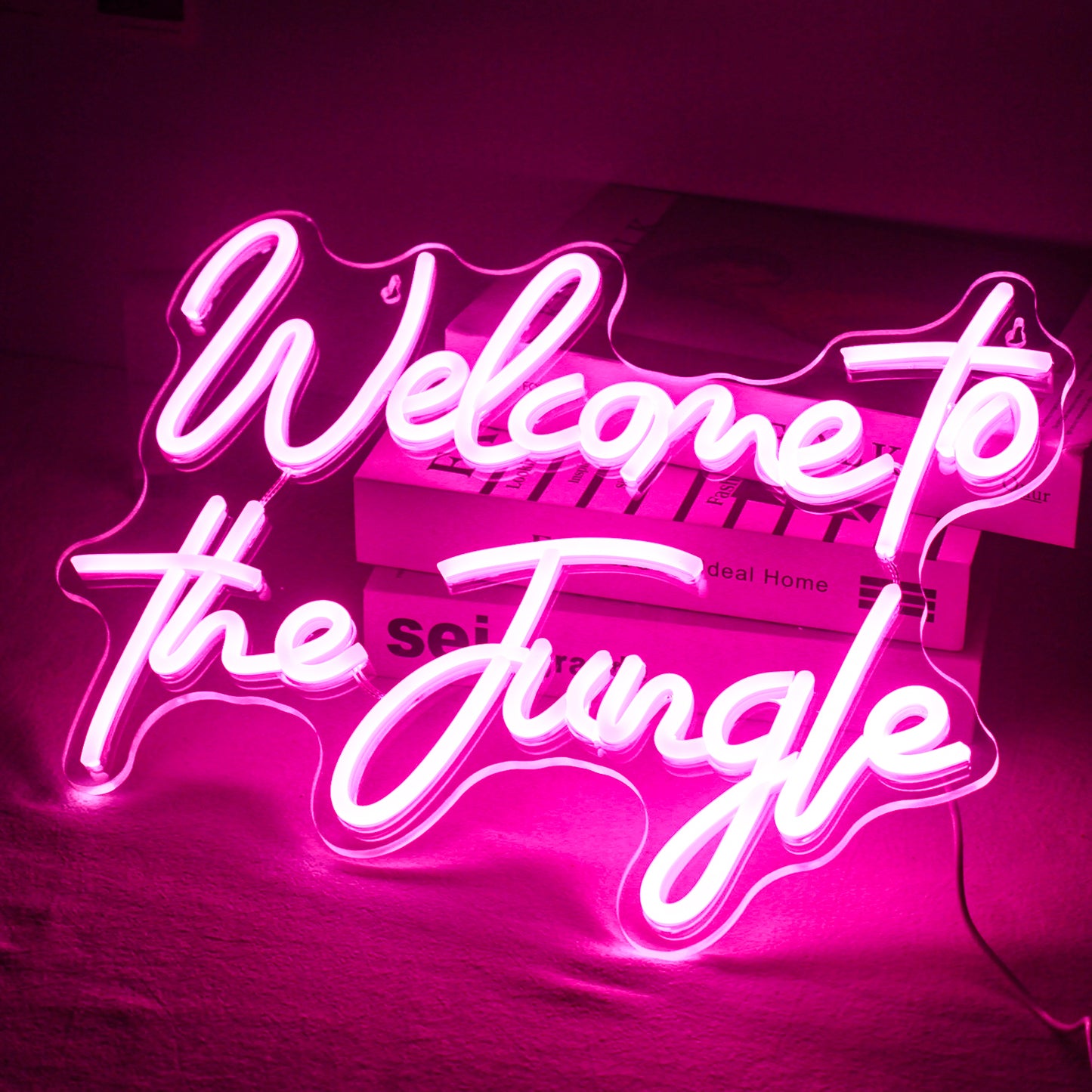 "Welcome to the jungle" LED Light