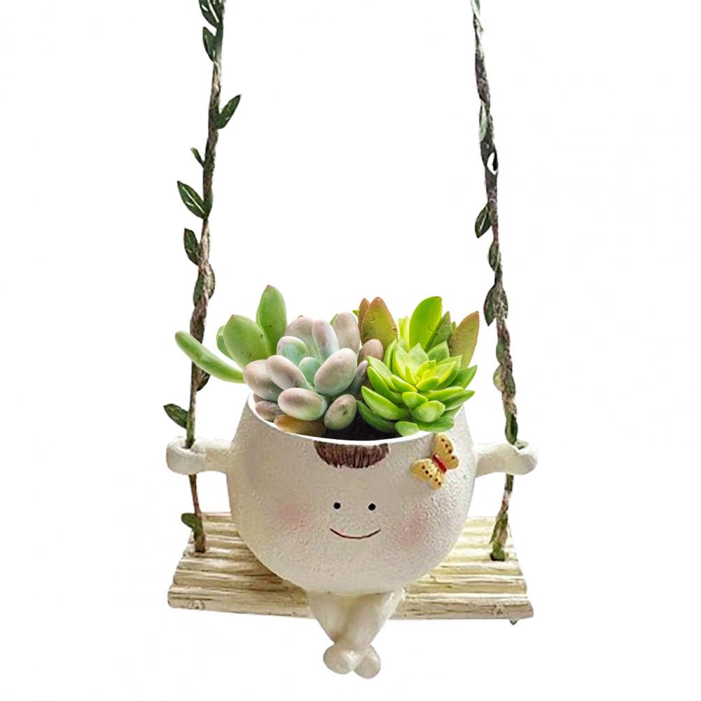 Happy Swinging Pot