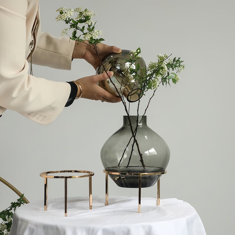 Propagation / Flower Vase with a metal stand