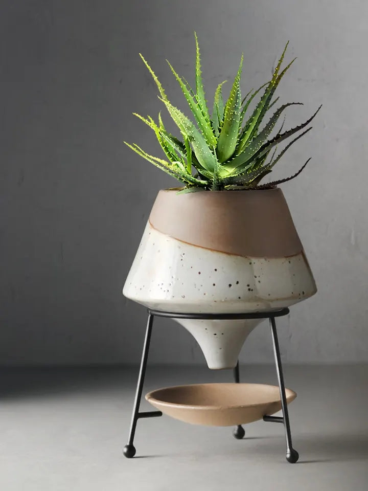 Teardrop Ceramic Pot