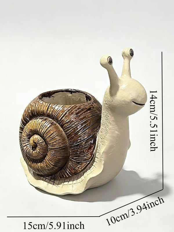 Snail Plant Pot