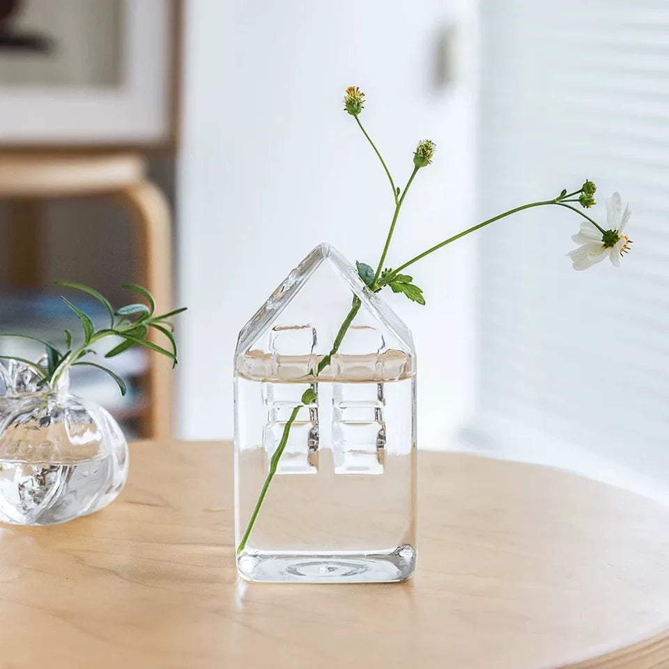 Cute Little House Propagation Vases (Set of 2)