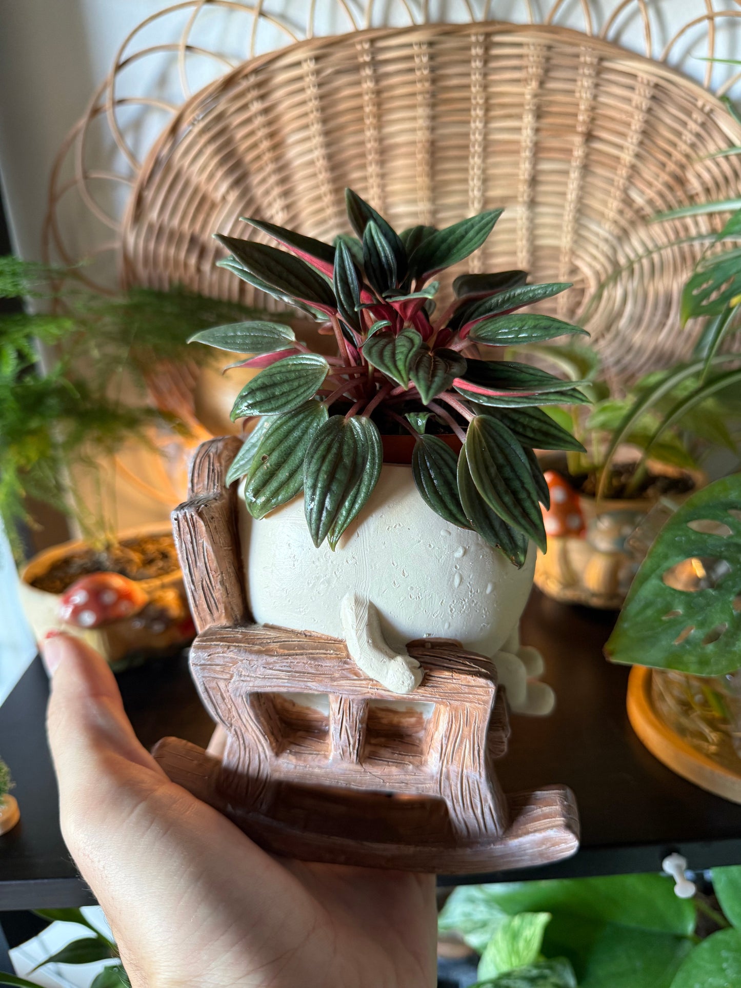 Rocking Chair Smiling Pot