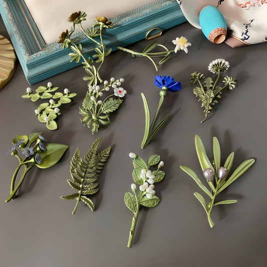 Vintage Flower Brooches
