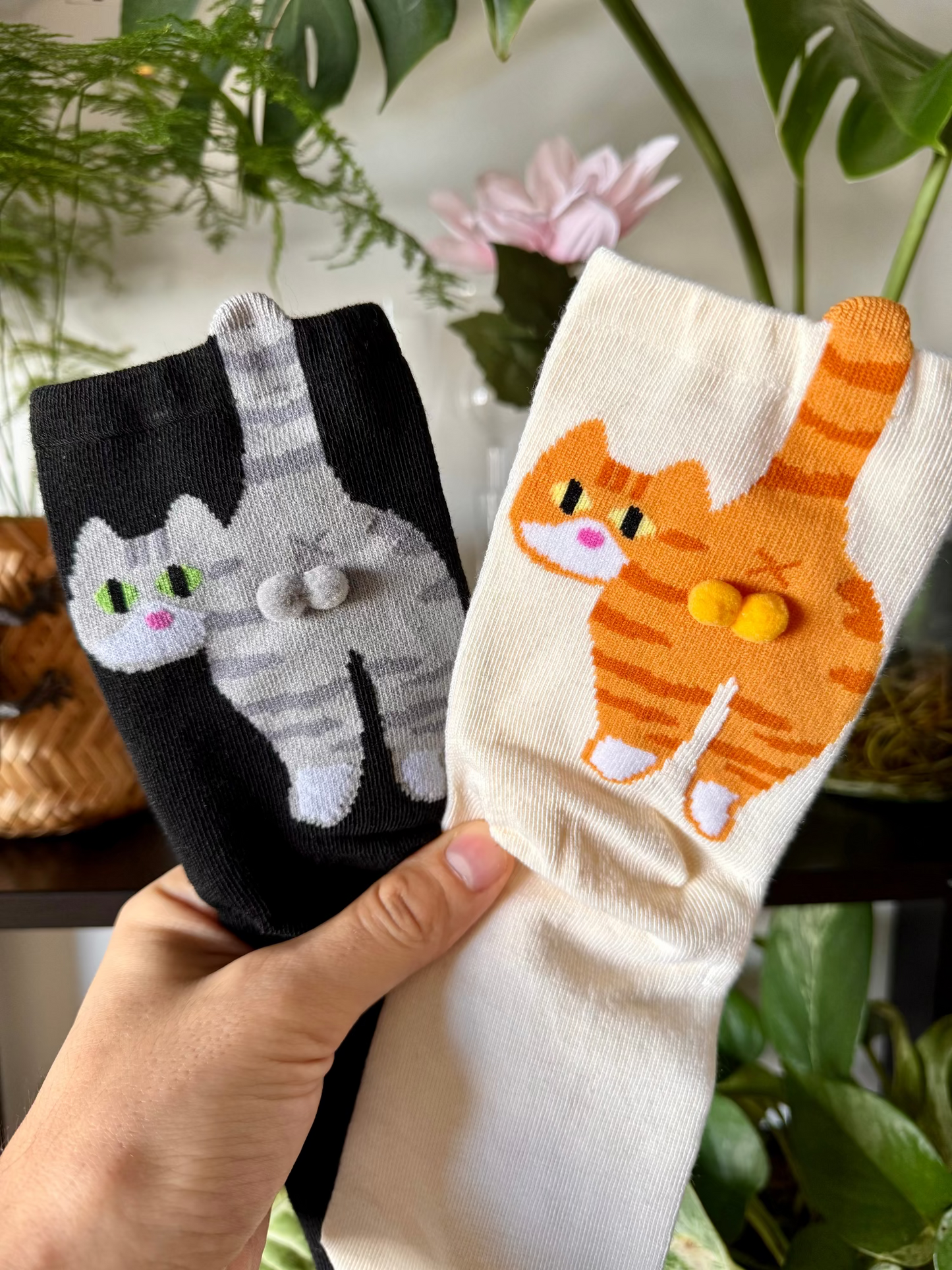 3D Pom-Pom Kitty Socks (2 Pairs)🐱