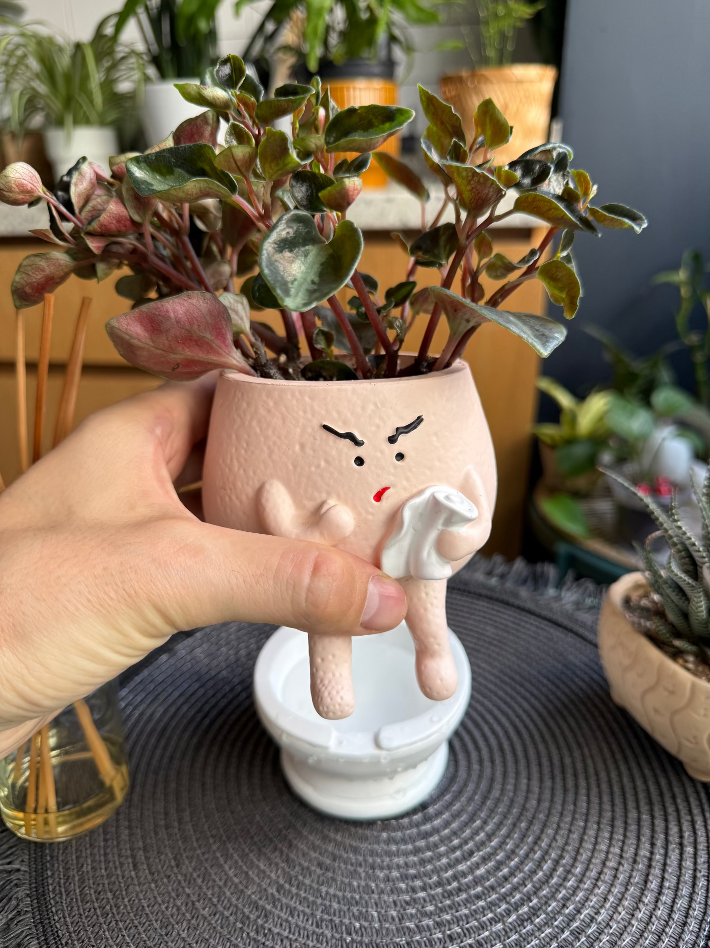 Angry Bath Pot