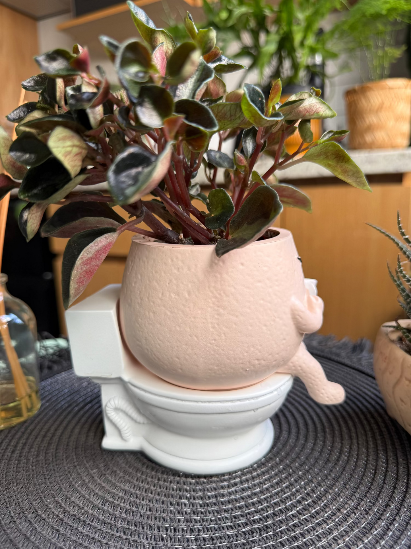Angry Bath Pot