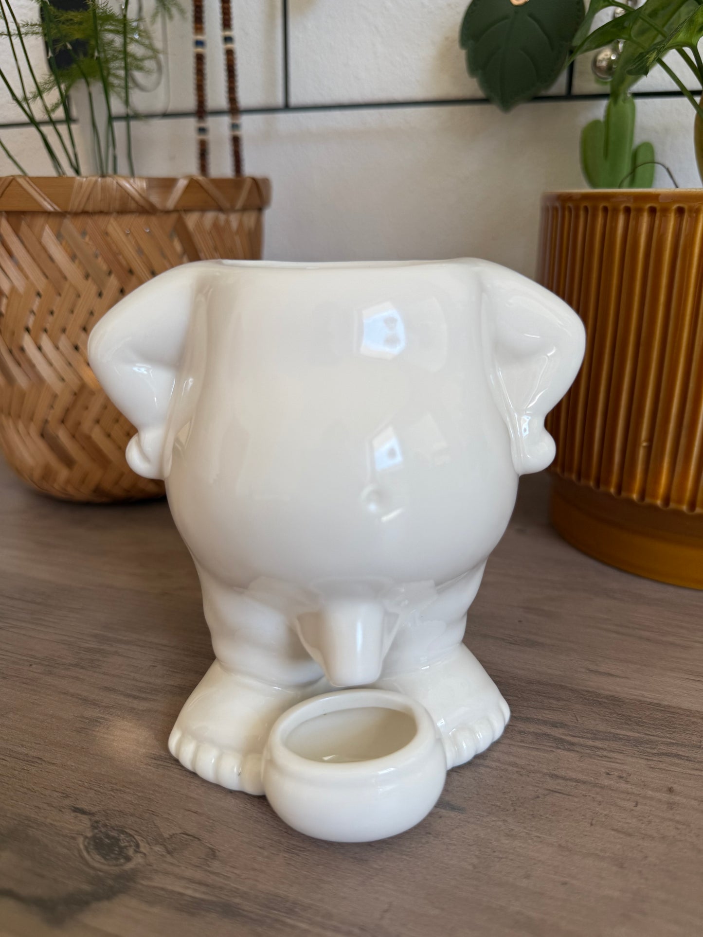 Ceramic Mini Peeing Pot 💦