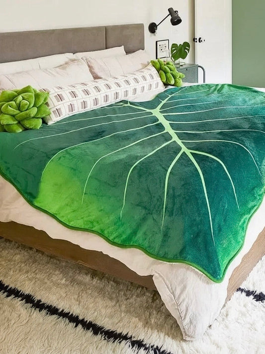 Super Soft Giant Leaf Blanket