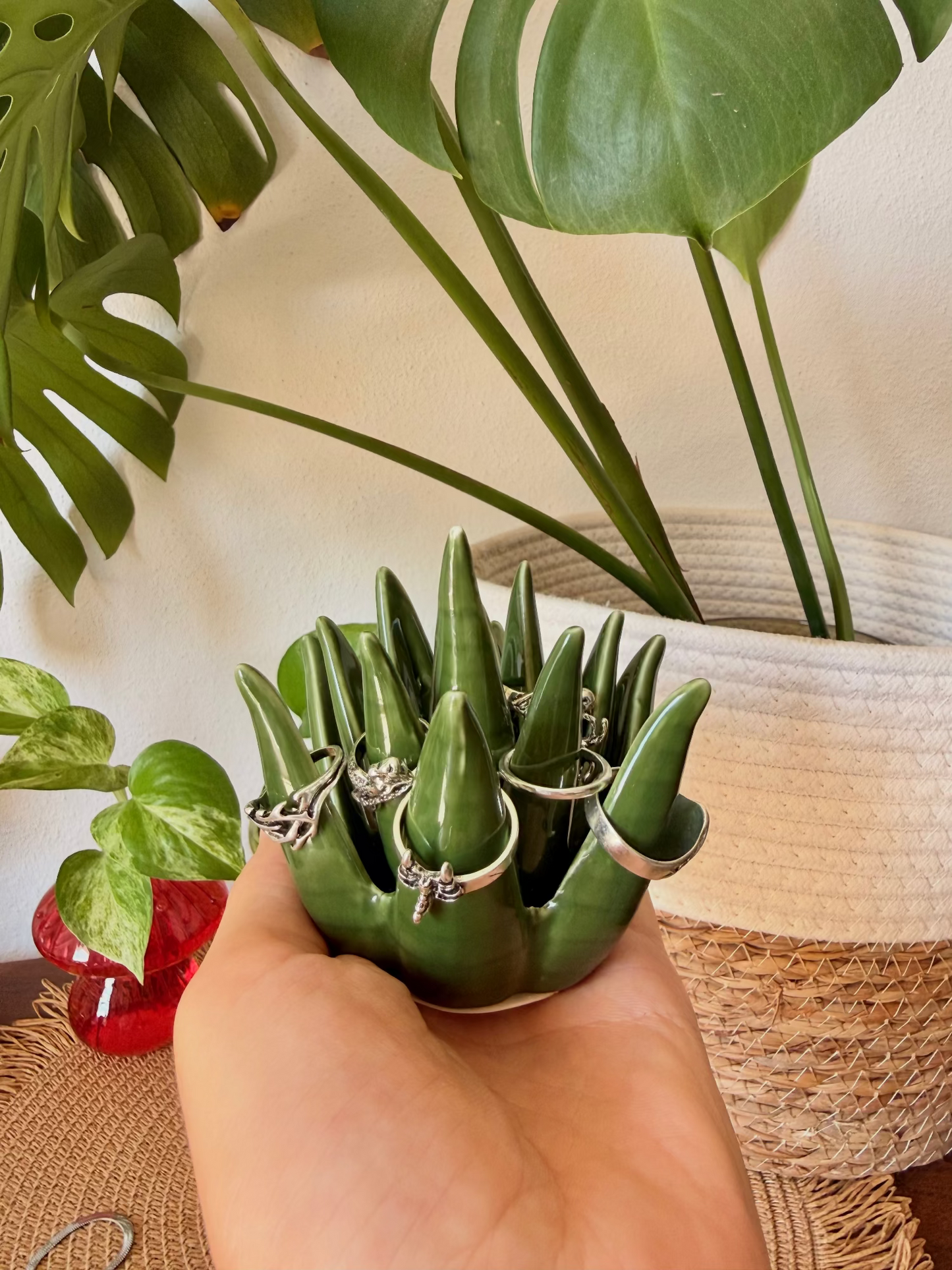 Ceramic Aloe Vera Ring Holder