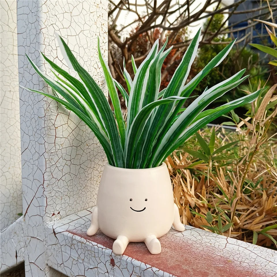 Sitting Smiling Face Planter